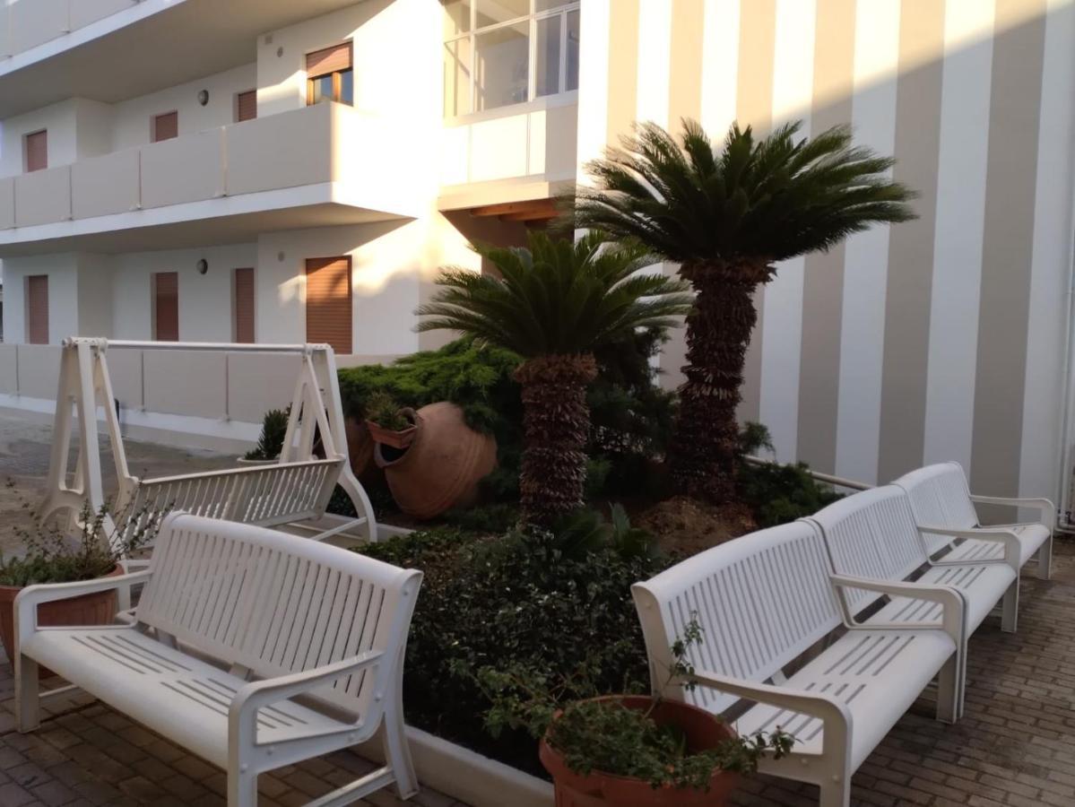 Claudia Residence Alba Adriatica Extérieur photo